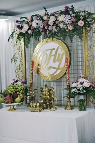 Dịch Vụ Trang Trí Gia Tiên Đám Cưới Nhà Gái Tông Trắng - Tím Dịch Vụ Trang Trí Gia Tiên Đám Cưới Nhà Gái Tông Trắng - Tím