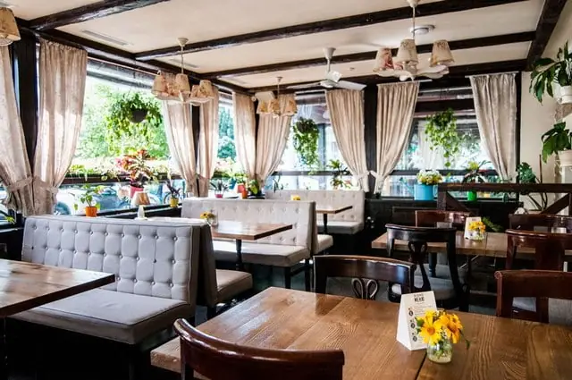 Giới Thiệu Các Mẫu Rèm Trang Trí Quán Cafe Đẹp Giới Thiệu Các Mẫu Rèm Trang Trí Quán Cafe Đẹp