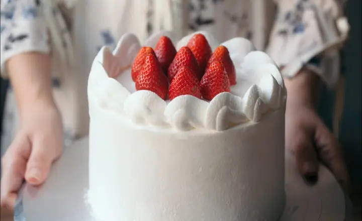 Cách Làm Kem Trang Trí Bánh Sinh Nhật Bằng Sữa Tươi