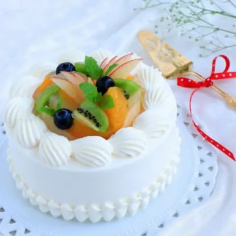 Dùng Kem Tươi Để Trang Trí Bánh Gato Đúng Cách, Bạn Đã Biết Chưa?