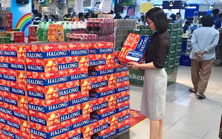 Cách Trang Trí Bia Nước Ngọt Ngày Tết?