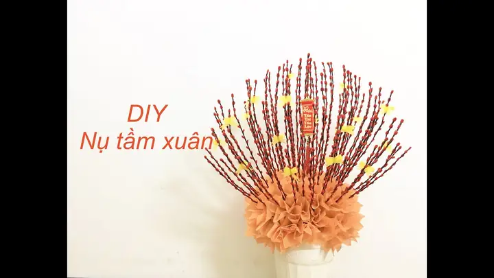 Bước Nào Để Trang Trí Bình Hoa Nụ Tầm Xuân Đẹp Mắt?