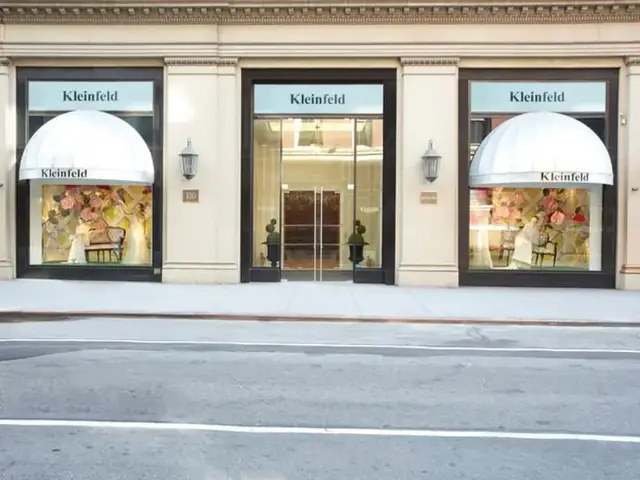 9+ Cách Trang Trí Tiệm Áo Cưới Đẹp Ấn Tượng, Hút Khách Nhất