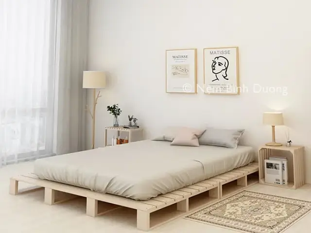 Trang Trí Giường Pallet Với Tranh Ảnh Trang Trí Giường Pallet Với Tranh Ảnh