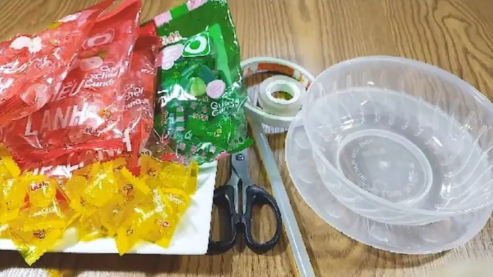 Làm Đồ Trang Trí Từ Kẹo Oishi Có Thể Ứng Dụng Vào Những Dịp Nào?