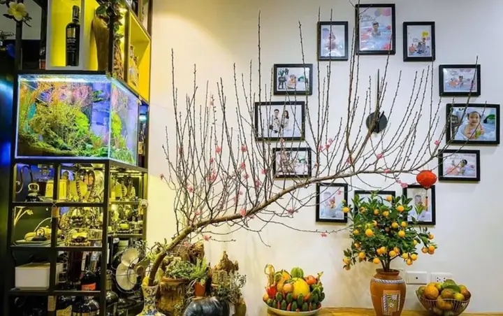 20 Trang Trí Phòng Khách Đón Tết Với Khung Ảnh Mới