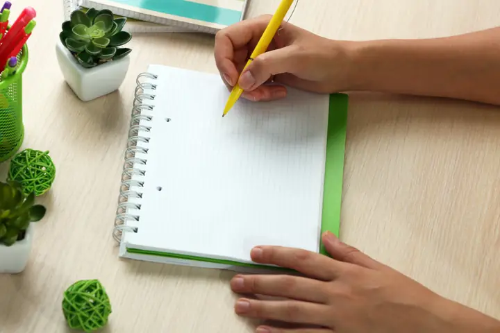 Tìm Kiếm Của Người Dùng: Cách Trang Trí Vở Đề Cương Tìm Kiếm Của Người Dùng: Cách Trang Trí Vở Đề Cương