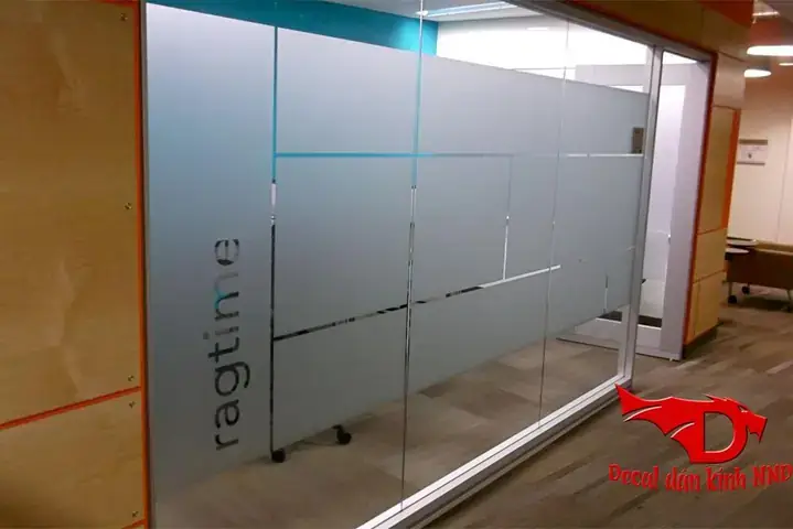 Hướng Dẫn Chi Tiết A-z Về Cắt Dán Giấy Trang Trí Phòng Đẹp Mắt