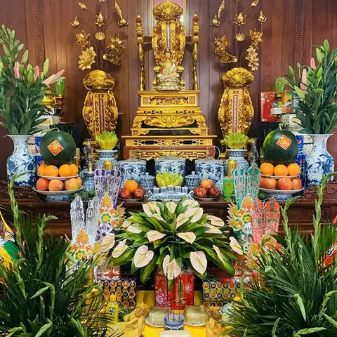 Thủ Tục Chuyển Bàn Thờ Từ Cao Xuống Thấp