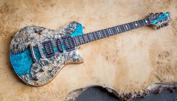 Sáng Tạo Cây Đàn Guitar Với Nhiều Cách Trang Trí Đẹp