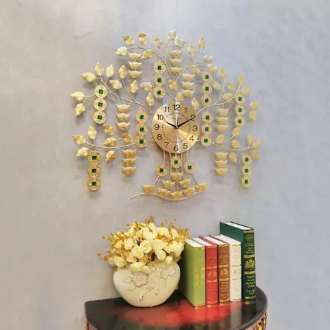 Ngoài Đồng Hồ Treo Tường Con Công Iclock Còn