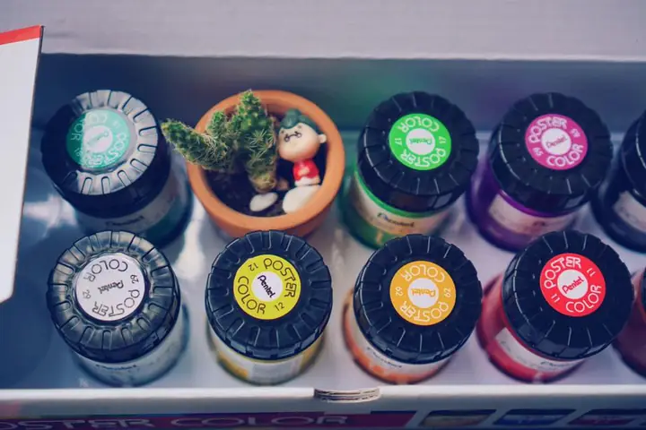 Dùng Cụ Học Vẽ Trang Trí Màu Có Những Gì?