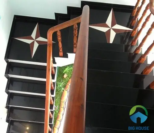 Các Mẫu Cầu Thang 2 Chiếu Nghỉ Hot Nhất