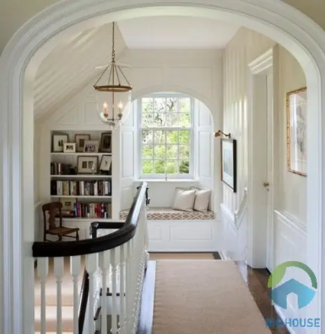 Bố Trí Cửa Sổ Ở Cầu Thang