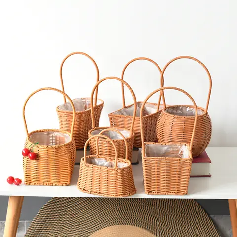 Giỏ Hoa Nhựa Trang Trí Treo Tường