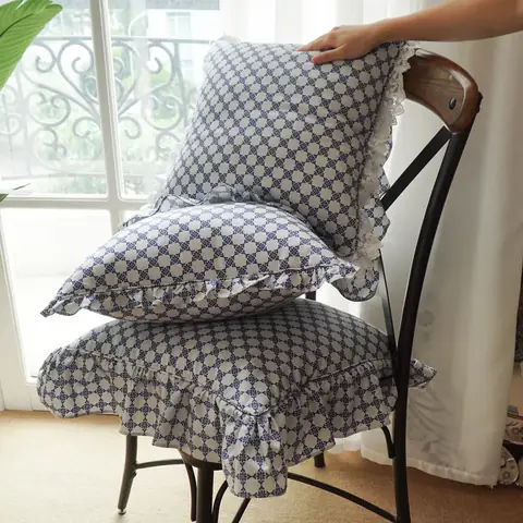 Gối Trang Trí Ghế Gỗ