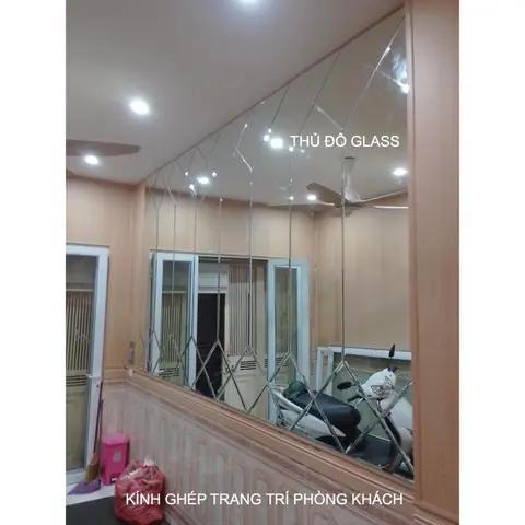 Kính Ghép Trang Trí Dán Tường Phòng Khách Quận 7 Tphcm
