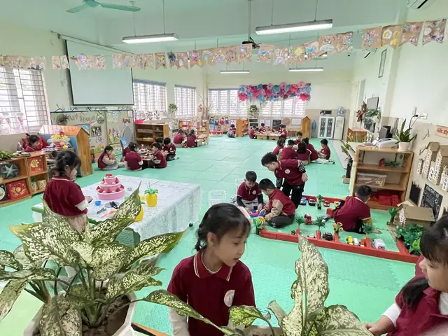 Một Số Hình Ảnh Các Bé Lớp Mẫu Giáo Lớn A2 Vui Vẻ Trong Giờ Hoạt ...