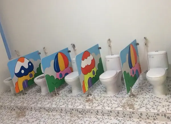 12. Trang Trí Hình Vẽ Vách Ngăn