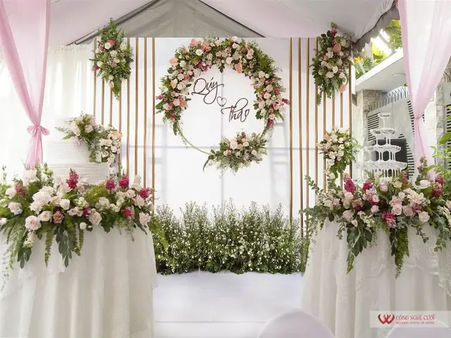 Địa Chỉ Mua Khung Ảnh Để Bàn Trang Trí Tiệc Cưới Ở Đâu?