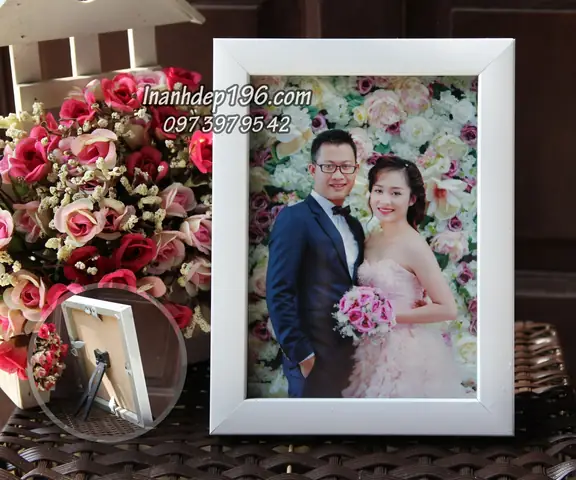 Địa Chỉ Mua Khung Ảnh Để Bàn Trang Trí Tiệc Cưới Ở Đâu?