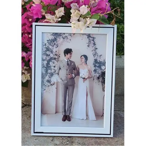 Địa Chỉ Mua Khung Ảnh Để Bàn Trang Trí Tiệc Cưới Ở Đâu?