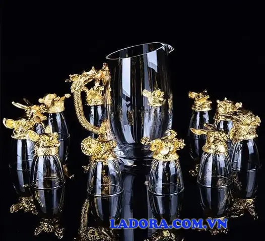 Đồ Trang Trí Bàn Phòng Khách