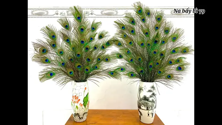 Lông Công Trang Trí Bàn Thờ Có Ý Nghĩa Gì Trong Phong Thủy? Lông Công Trang Trí Bàn Thờ Có Ý Nghĩa Gì Trong Phong Thủy?