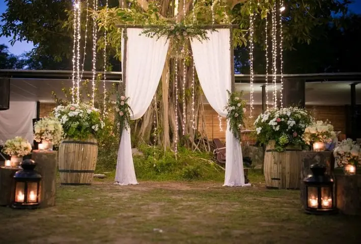 Trang Trí Sân Khấu Đám Cưới Theo Phong Cách Rustic Trang Trí Sân Khấu Đám Cưới Theo Phong Cách Rustic