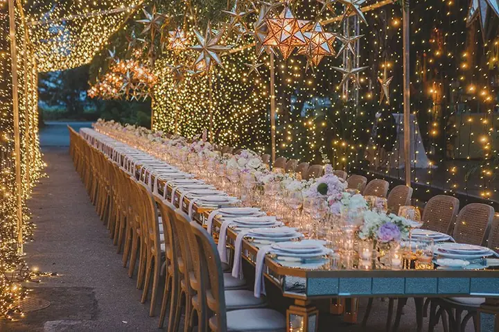 Trang Trí Sân Khấu Đám Cưới Có Cần Thiết Không? Trang Trí Sân Khấu Đám Cưới Có Cần Thiết Không?