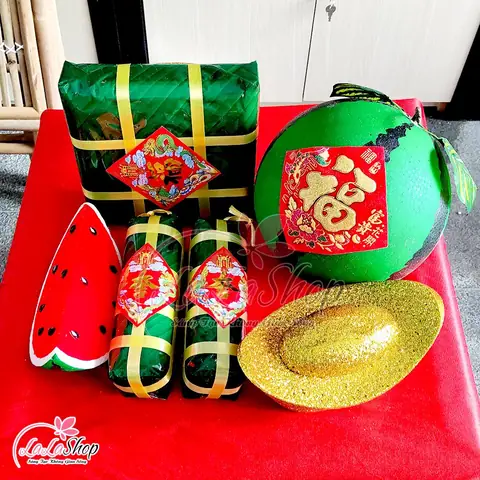 Mô Hình Bánh Chưng Bánh Tét Dưa Hấu Đỏ Trang Trí Tết Mô Hình Bánh Chưng Bánh Tét Dưa Hấu Đỏ Trang Trí Tết