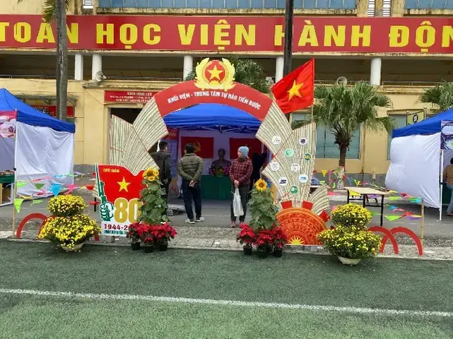 Cách Trang Trí Lều Trại 26/3: Ý Tưởng Sáng Tạo Cho Ngày Lễ Kỷ Niệm ...