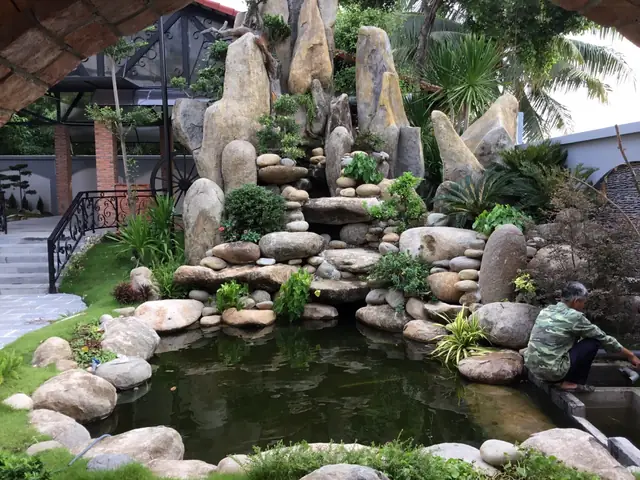 Chia Sẻ Bí Quyết Tìm Kiếm Đơn Vị Bán Đá Cảnh Trang Trí Cho Hồ Cá Koi Uy Tín