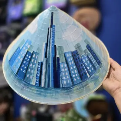 Nón Lá Là Quà Tặng Mang Đậm Bản Sắc Dân Tộc