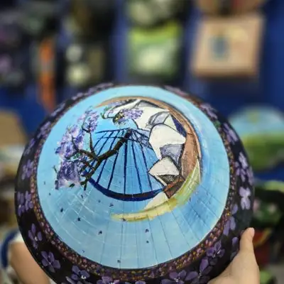 Nón Lá Là Quà Tặng Mang Đậm Bản Sắc Dân Tộc