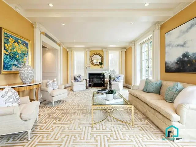 2 Phong Cách Hàn Quốc Với Màu Vàng Nhạt Nhẹ Nhàng