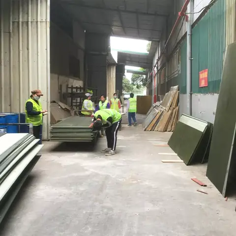 Hình Ảnh Sản Xuất Tại Nhà Máy