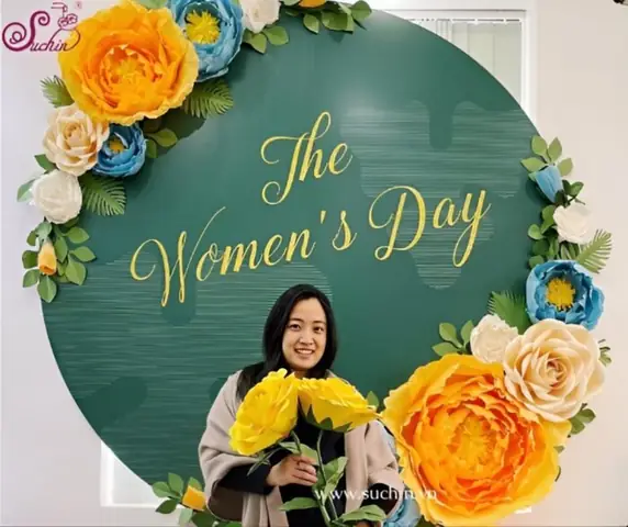 Hoa Giấy Suchin – Đơn Vị Trang Trí 20/10 Uy Tín Và Chuyên Nghiệp Hoa Giấy Suchin – Đơn Vị Trang Trí 20/10 Uy Tín Và Chuyên Nghiệp