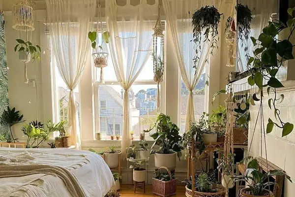 9/ Tô Điểm Bằng Dây Trang Trí