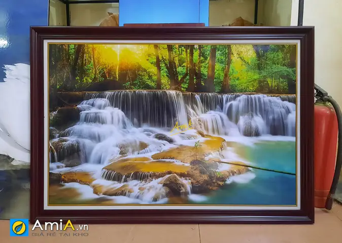 1/ Tranh Thác Nước Hợp Mệnh Nào? Sự Tương Hợp – Tương Sinh – Tương Khắc Ra Sao?