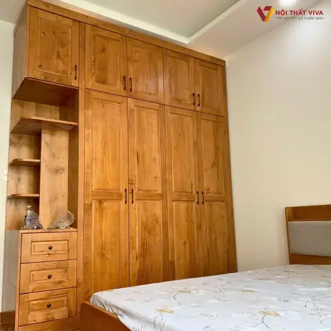 Tủ Quần Áo Kịch Trần