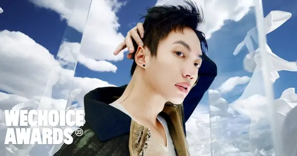 Alex Fox Là Ai? Tiểu Sử, Sự Nghiệp Và Phong Cách Của Giám Đốc Sáng Tạo Tài Năng Alex Fox Là Ai? Tiểu Sử, Sự Nghiệp Và Phong Cách Của Giám Đốc Sáng Tạo Tài Năng