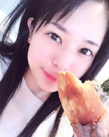 Aoi Sora: Tiểu Sử Và Hành Trình Chuyển Mình Của Biểu Tượng Văn Hóa Nhật Bản