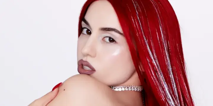 Ava Max Là Ai? Hành Trình Từ Nữ Hoàng "sweet But Psycho" Đến Biểu Tượng Âm Nhạc Thế Hệ Mới