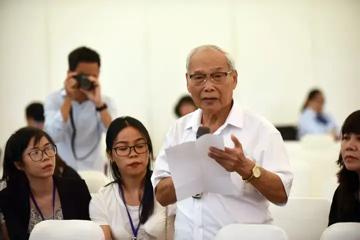 Chân Dung Nữ Tướng Ngân Hàng: Bà Tư Hường Là Ai?