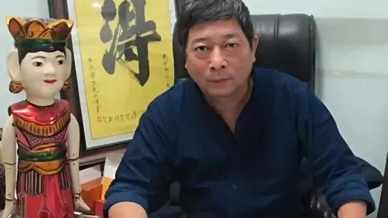 Đoàn Di Băng: Sự Thật Về Hành Trình Từ Ca Sĩ Nghèo Đến Nữ Đại Gia Gây Bão Mạng Đoàn Di Băng: Sự Thật Về Hành Trình Từ Ca Sĩ Nghèo Đến Nữ Đại Gia Gây Bão Mạng