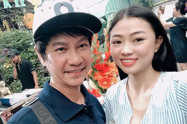 Bảo Ngọc Vợ Lê Huỳnh Là Ai? Tiểu Sử Và Hành Trình Hoạt Động Nghệ Thuật