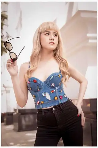 Bầu Show Bảo Trâm Là Ai? Sự Nghiệp Và Hành Trình Hoạt Động Nghệ Thuật Đa Dạng