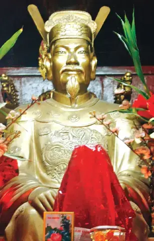 Bố Cái Đại Vương Là Ai? Khám Phá Cuộc Đời Và Sự Nghiệp Của Phùng Hưng