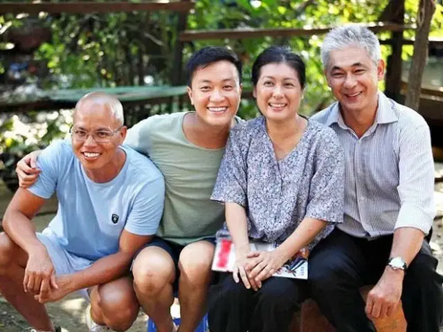 Bố Mỹ Tâm Là Ai: Tiểu Sử, Vai Trò Và Sức Ảnh Hưởng Đếnn Sự Nghiệp Của Họa Mi Tóc Nâu